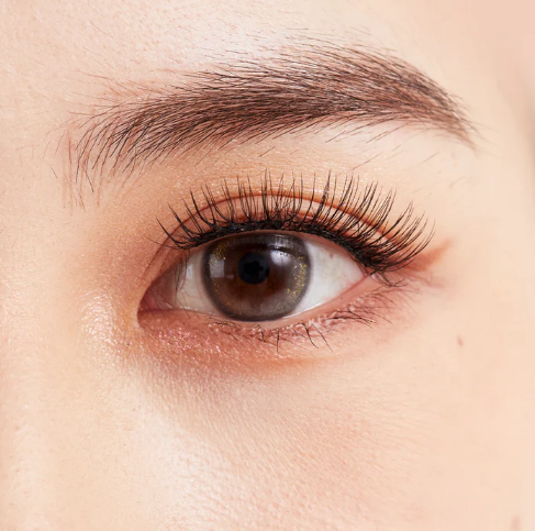 Pestañas suaves y susurrantes